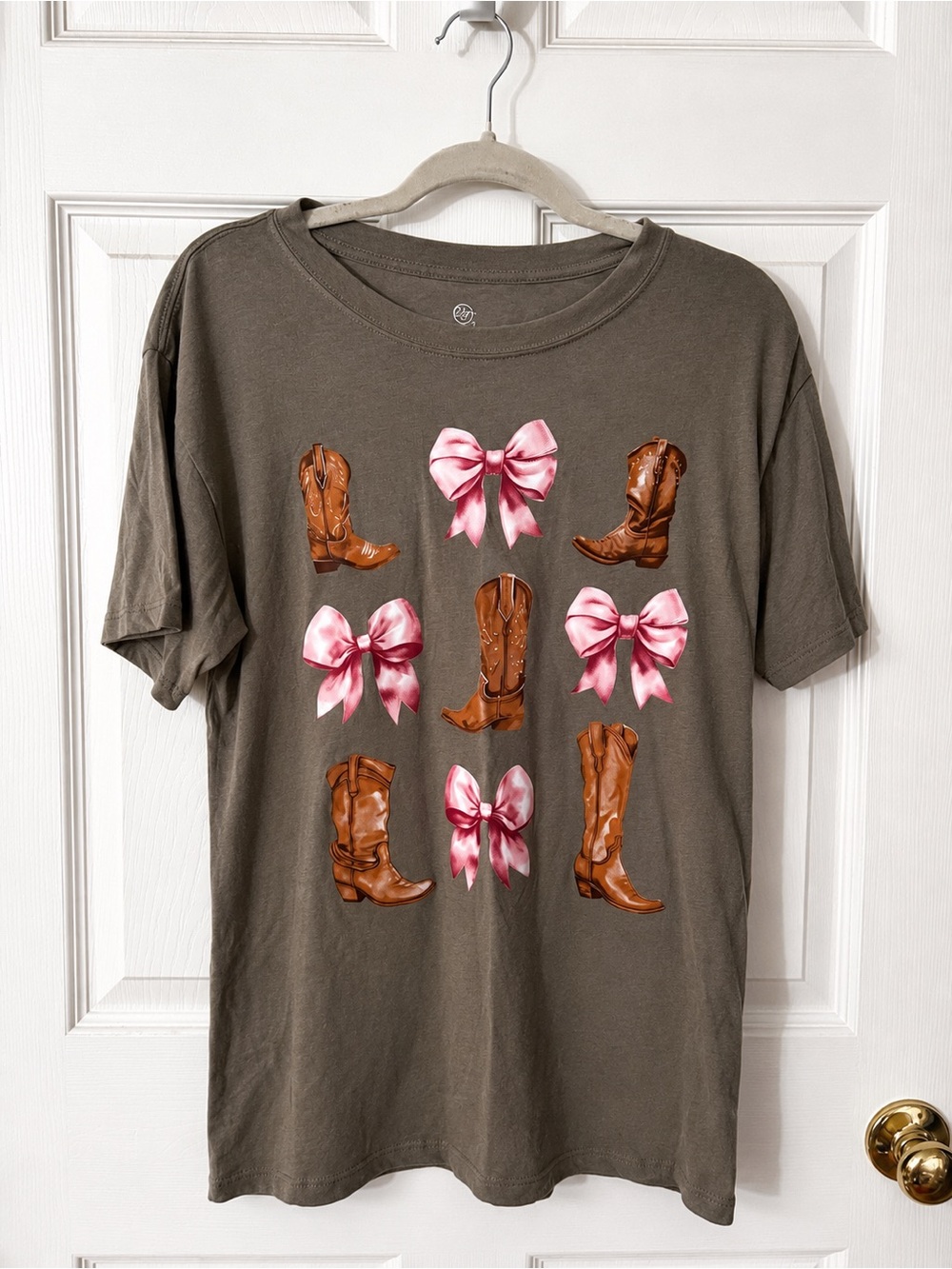 Cowboy Boots & Pink Bows Graphic Tee - Unbranded